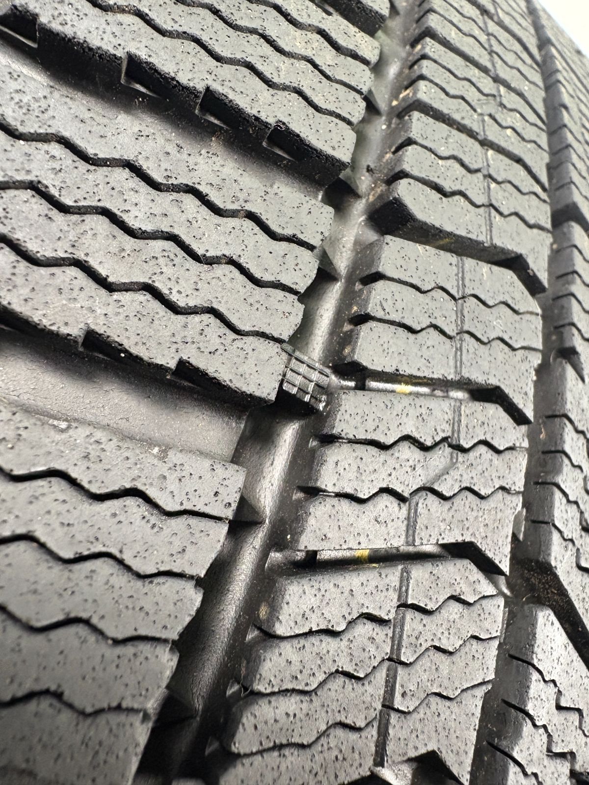 スタッドレス TA