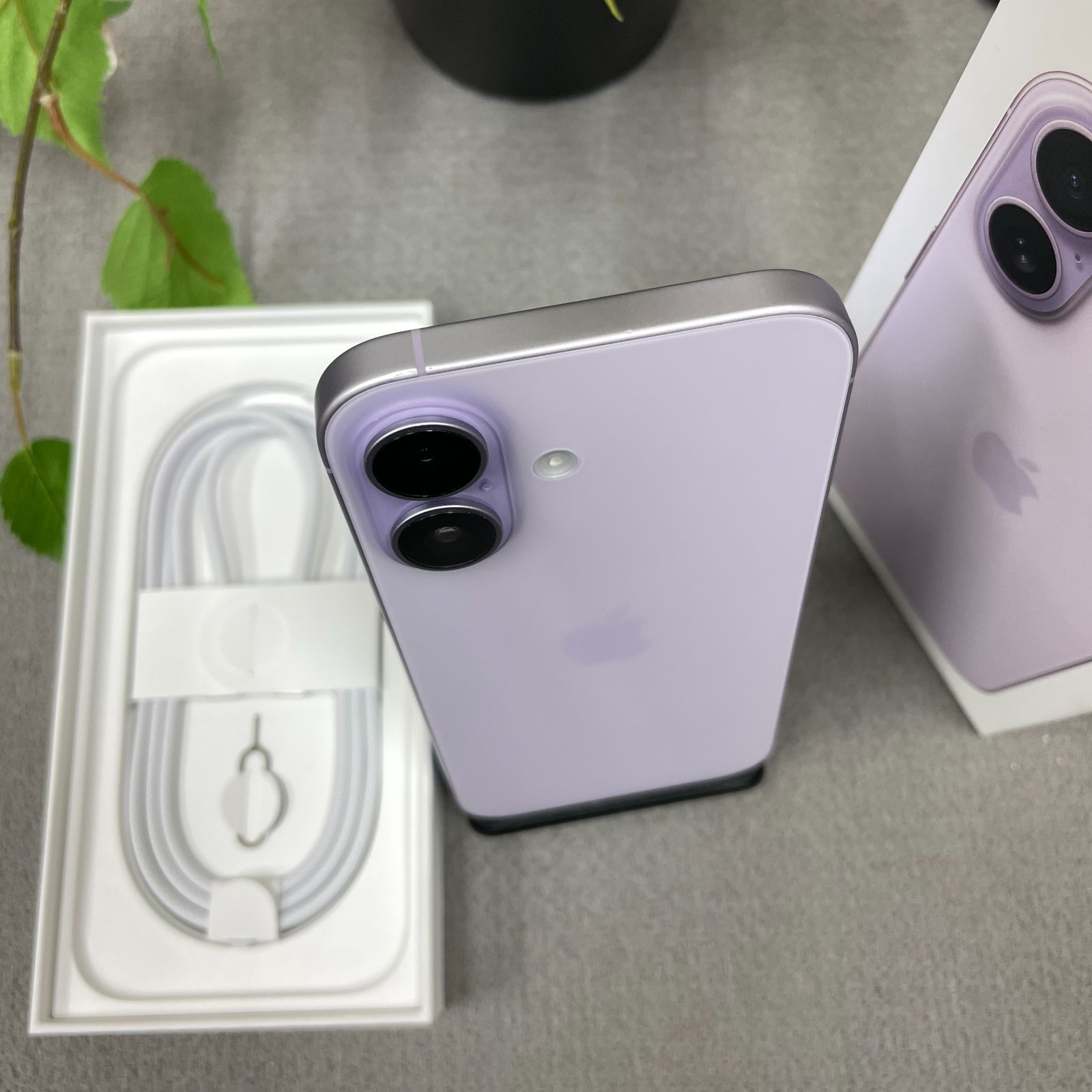 iPhone 17 256GB ラベンダー Apple版 SIMフリー 送料無料 - メルカリ