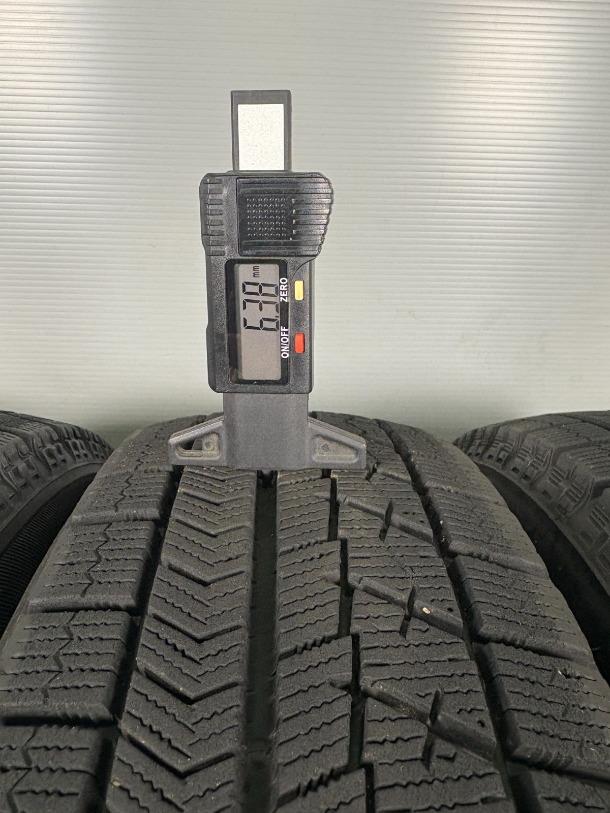 送料無料☆155/65R14 ブリヂストン VRX 2020年製 4本 冬 タイヤ