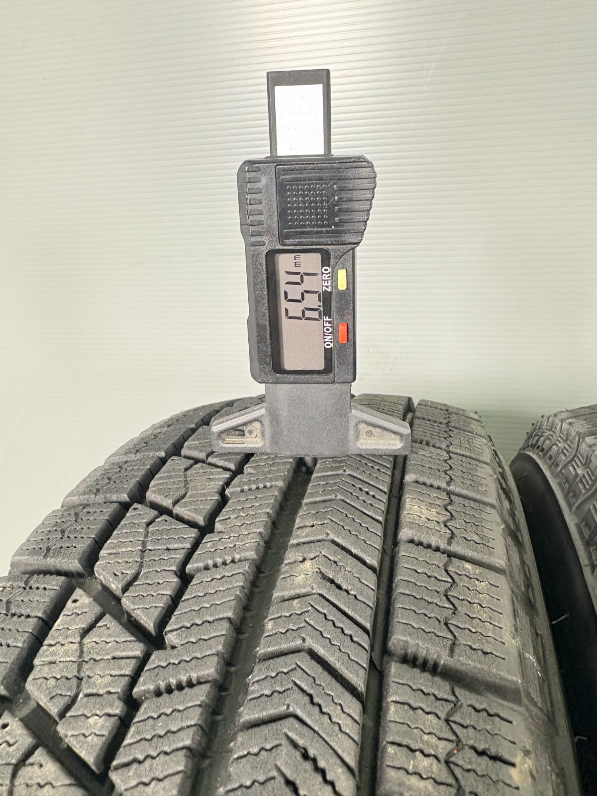 送料無料☆155/65R14 ブリヂストン VRX 2020年製 4本 冬 タイヤ