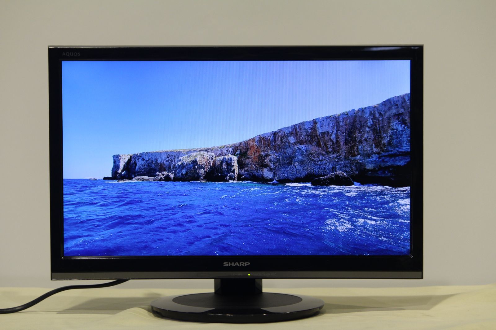中古】液晶テレビ 19インチ シャープ AQUOS LC-19P5 フルHD - メルカリ