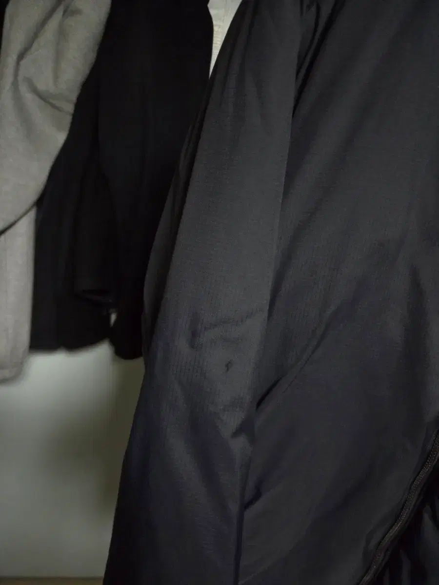  ARC TERYX アークテリクス Atom アトム AR フーディ ブラックサファイア その他 アウター