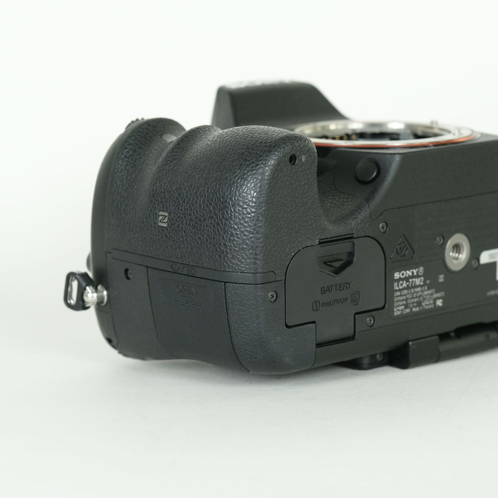 美品 | シャッター数5,200回] SONY α77IIボディ ILCA-77M2 | ソニーA