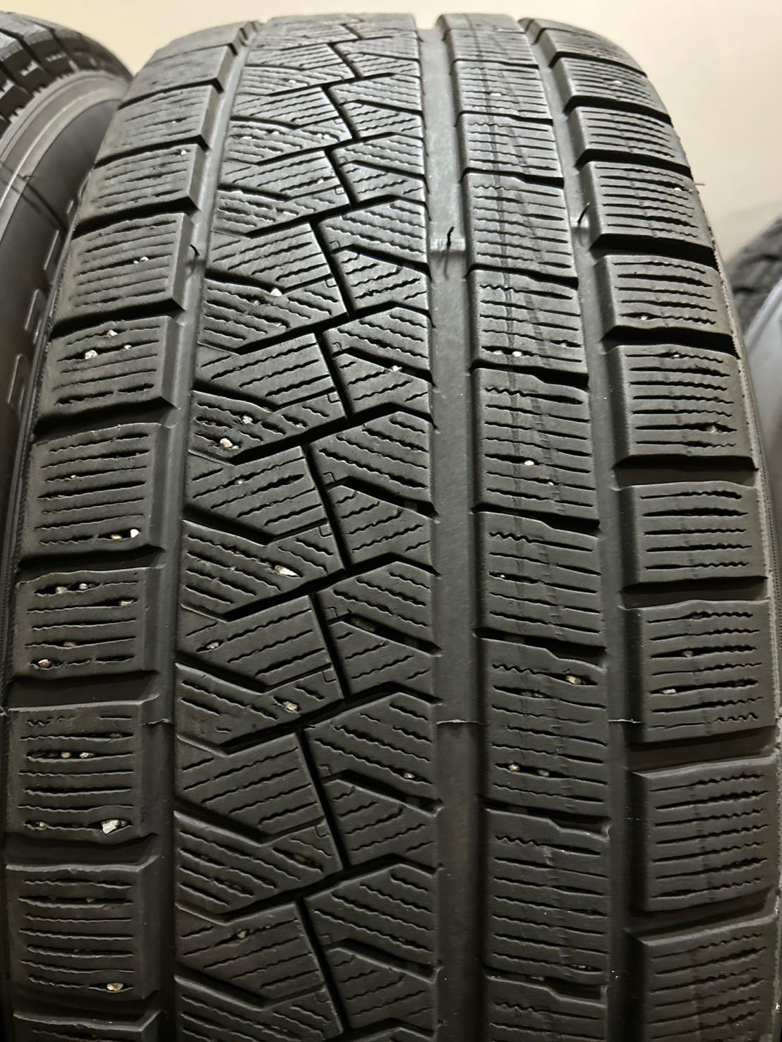  235 60 R 18 PIRELLI ICE 21年製 EuroPremium 18インチ 8 J 35 112 5 H スタッドレス 4本 ベンツ GLC 南7 K 987 18インチ タイヤ ホイールセット