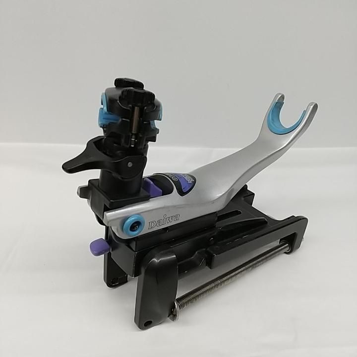 東店74-2657-2512 店舗併売 DAIWA ダイワ パワーホルダー 速攻240