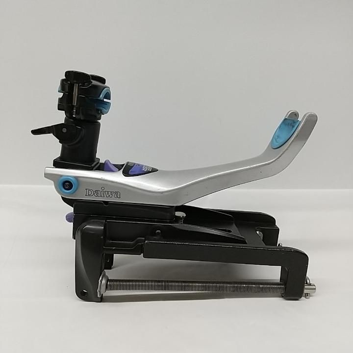 東店74-2657-2512 店舗併売 DAIWA ダイワ パワーホルダー 速攻240