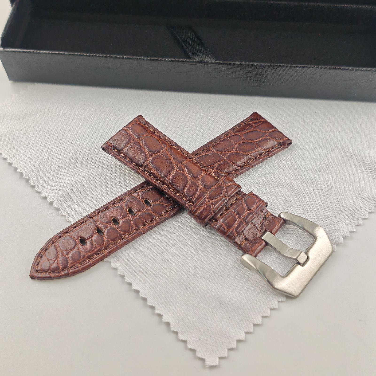 22mm 腕時計 アリゲーターレザー 革ベルト ブラウン 茶色 尾錠 【対応