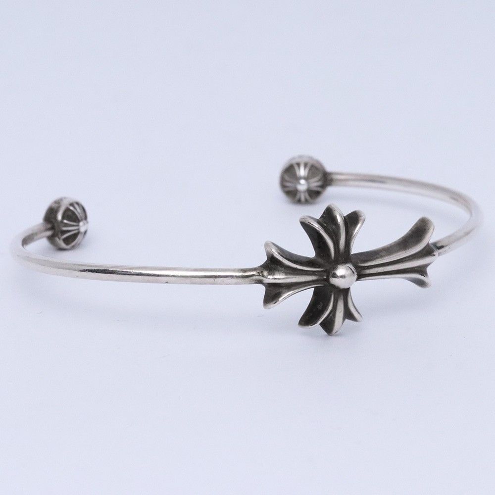 CHROME HEARTS タイニーCHクロス スキニーバングル シルバー - メルカリ