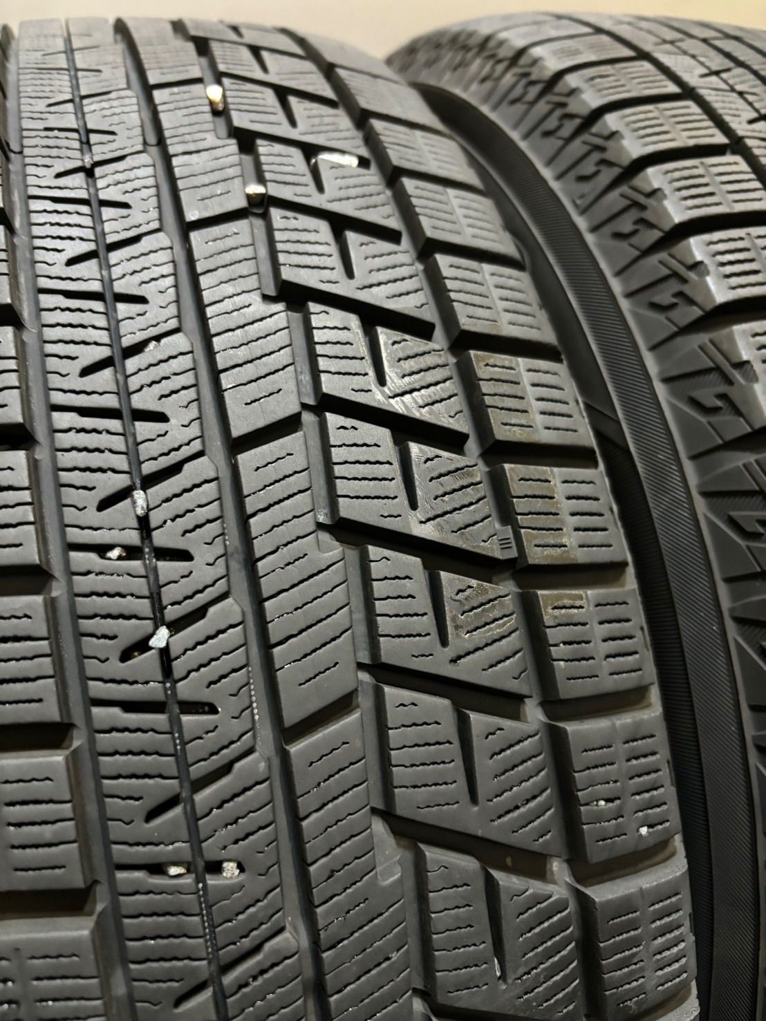 21年製 スタッドレス