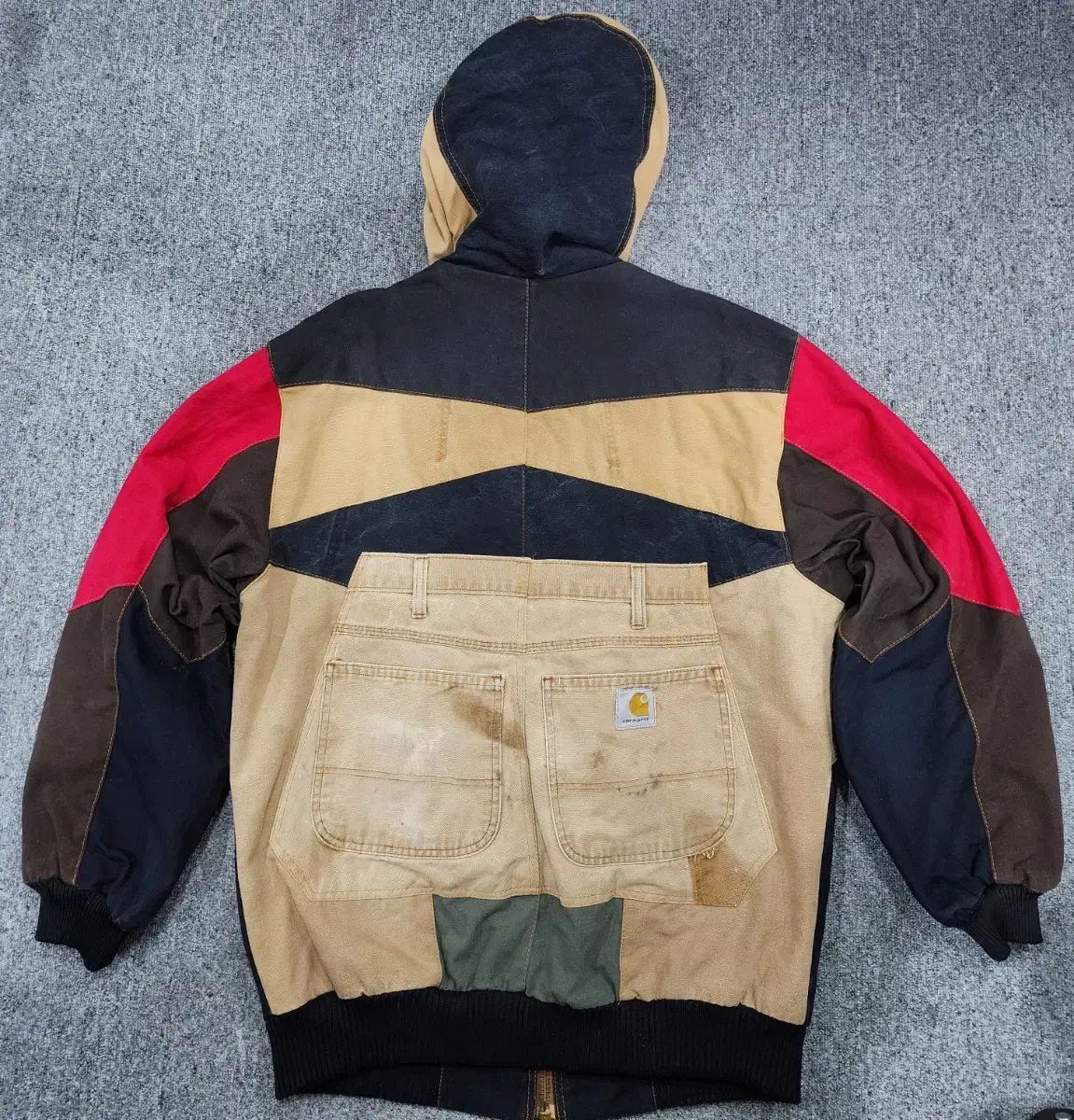 Carhartt リメイク パッチ マルチカラー ウォーク ジャケット フード