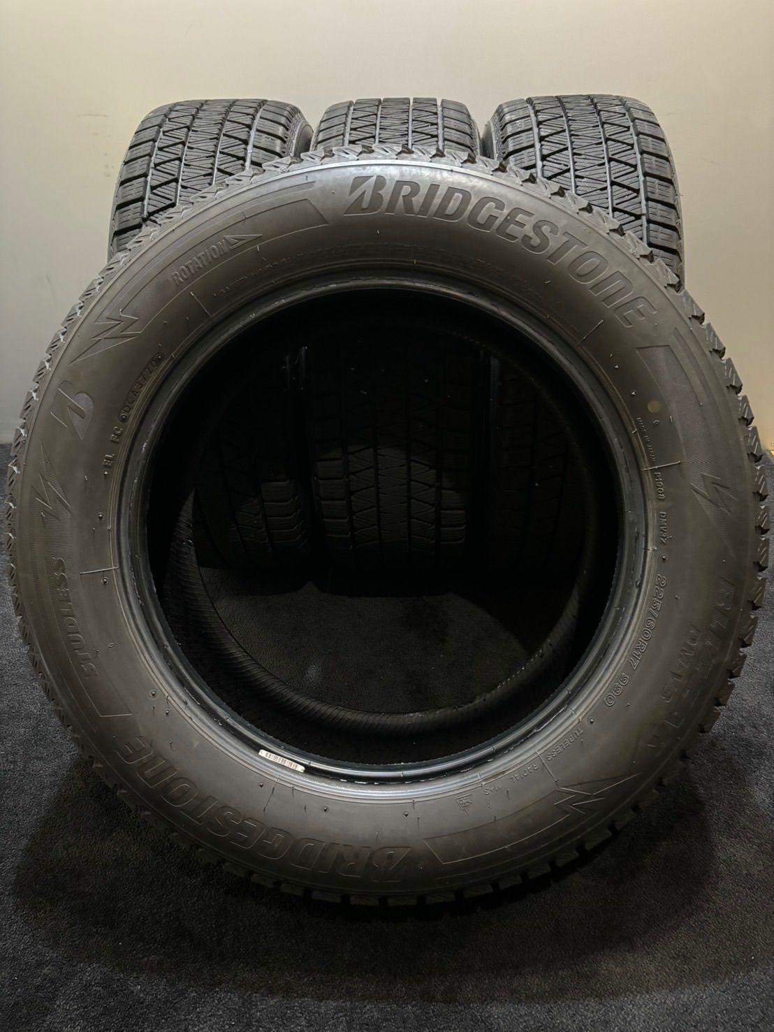  225 60 R 17 DM V 3 20年製 スタッドレス 4本 ブリヂストン ブリザック アルファード ヴェルファイア フォレスター 南6 K 989 17インチ スタッドレス