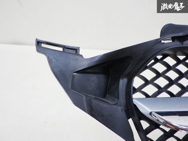 破損無し！】メルセデスベンツ純正 W205 Cクラス 前期 グリル