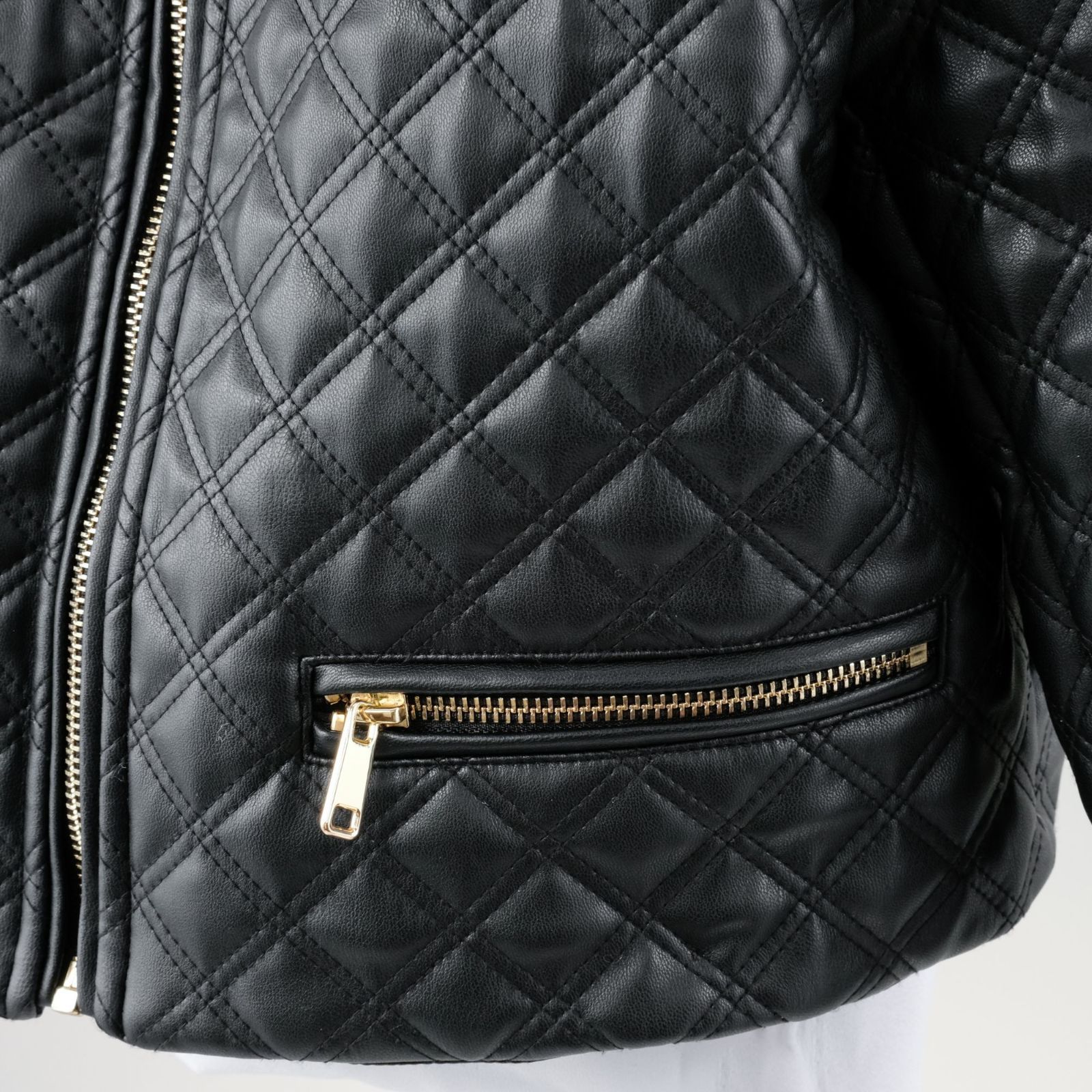 試着のみ】ZARA ショートキルティング フェイクレザーブルゾン