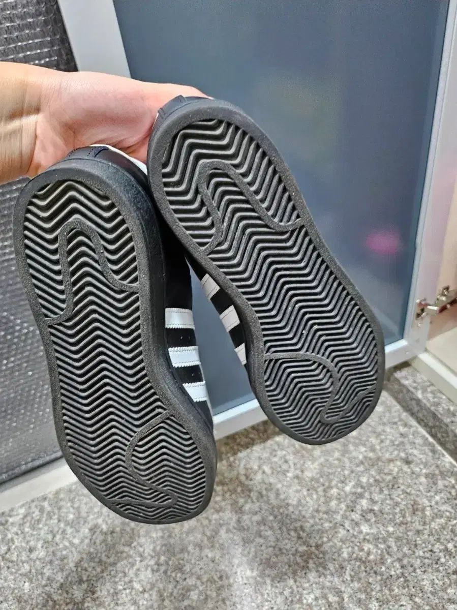  アディダス SuperStar ブラック 240 フラットシューズ バレエシューズ パンプス