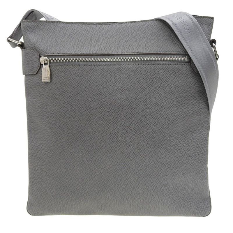 【美品】　タイガ　サシャ　ショルダーバッグ　グレー　320 ルイヴィトン LOUIS VUITTON タイガ サシャ ショルダーバッグ グラシエ