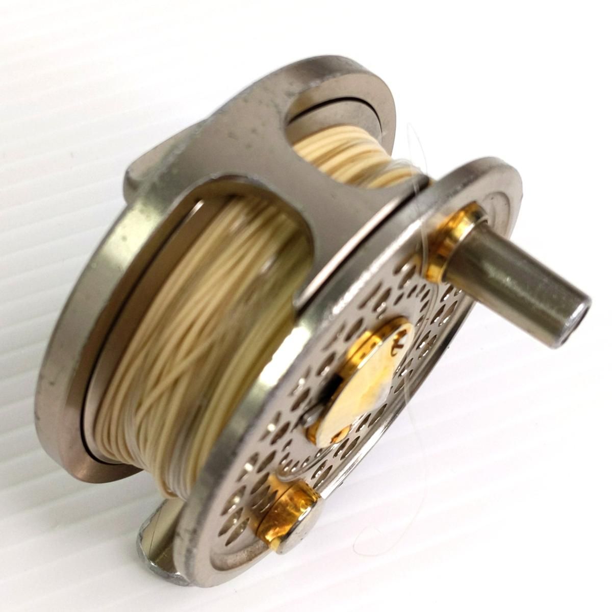 中古品】ダイワ フライリール アルトモア 100D 〇YR-54323〇 - メルカリ