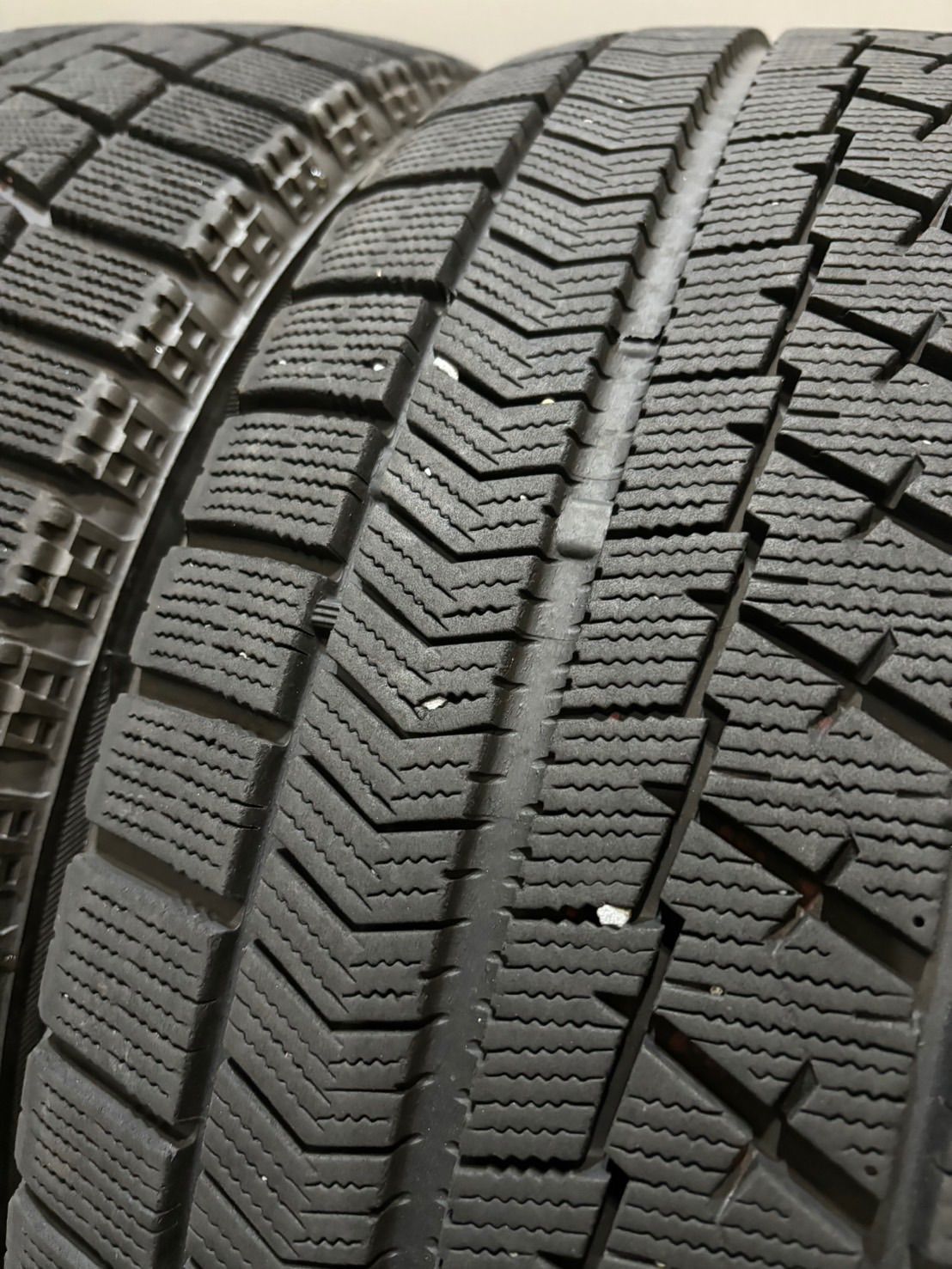 ☆215/55R17 BRIDGESTONE/VRX 19年製 スタッドレス 4本 ブリヂストン