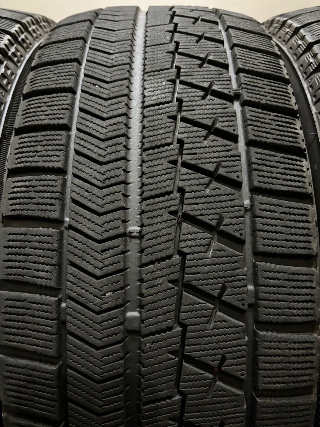  215 55 R 17 VRX 19年製 スタッドレス 4本 ブリヂストン ブリザック クラウン CX 3 ヴェゼル 南4 K 990 17インチ スタッドレス