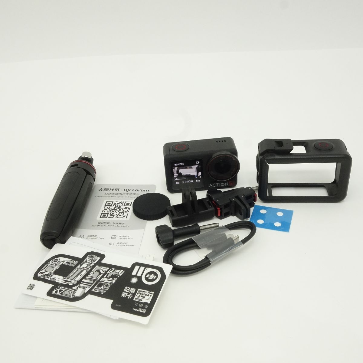 DJI OSMO ACTION 5 PRO アクションカメラ 社外三脚付き