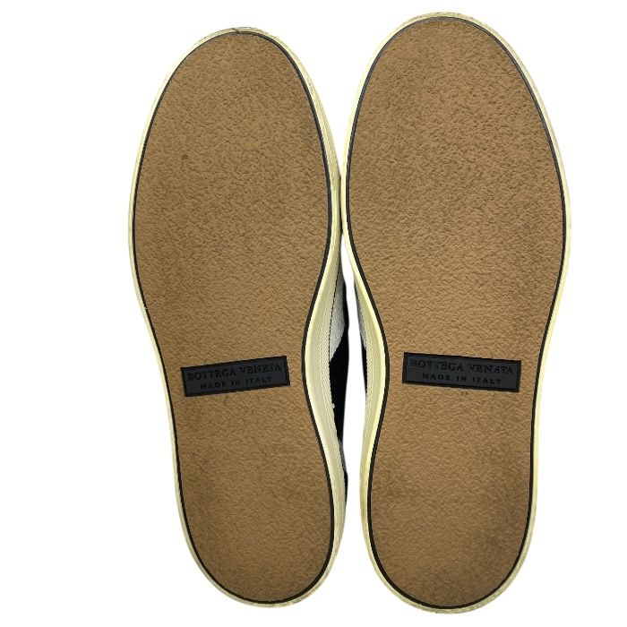 フラット シューズ