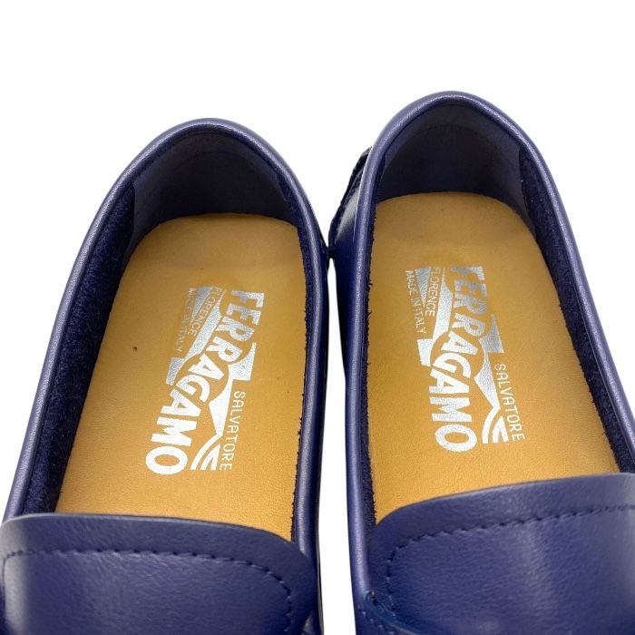 美品 Ferragamo ガンチーニ フラットシューズ 本革 5 1/2 D 美品 Ferragamo ガンチーニ フラットシューズ 本革 5 1/2 D 美品