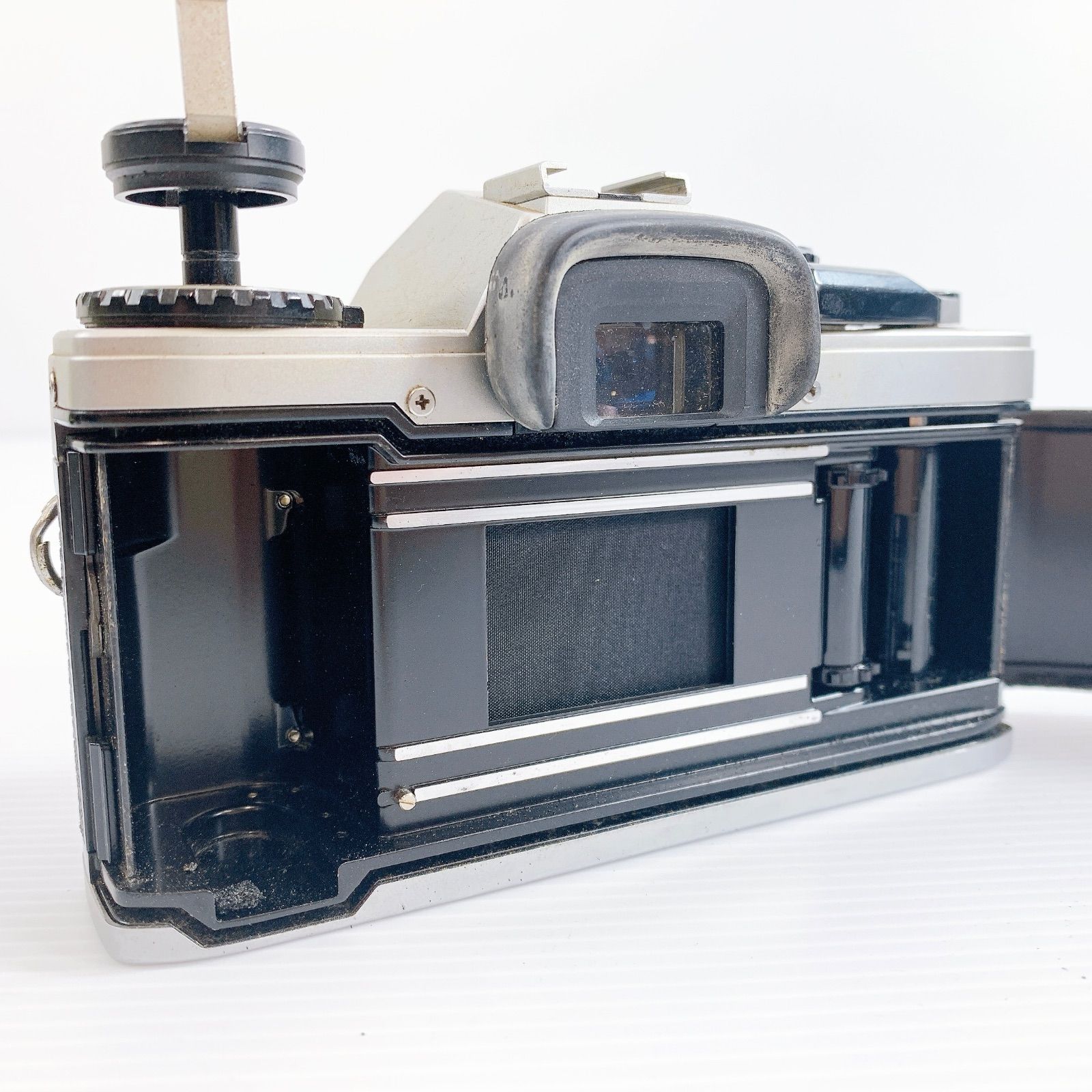 H-196 OLYMPUS OM-10 フィルムカメラ＋F.ZUIKO AUTO-S 50mm F1.8