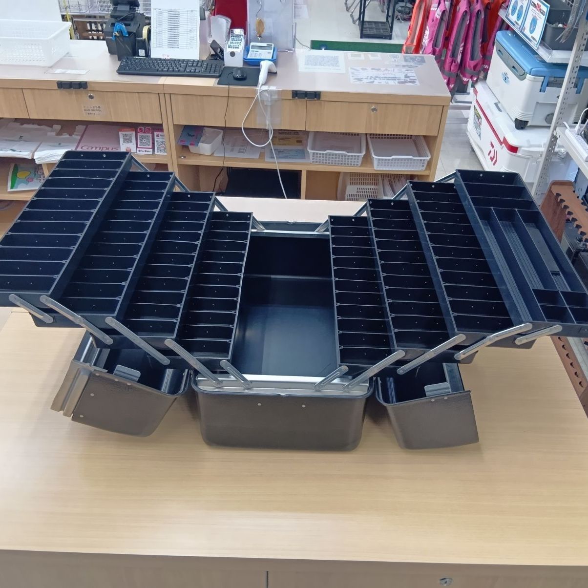 併売 ウォーターフォード WMP タックルボックス