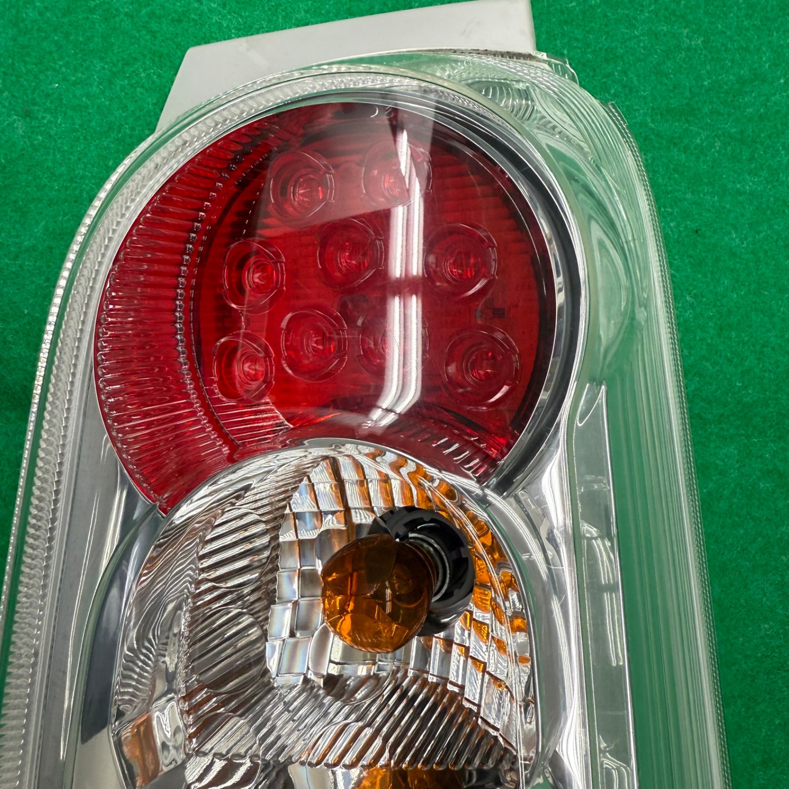 ダイハツ DAiHATSU ミラココア L675S 純正 右 テールランプ TOKAIDENSO