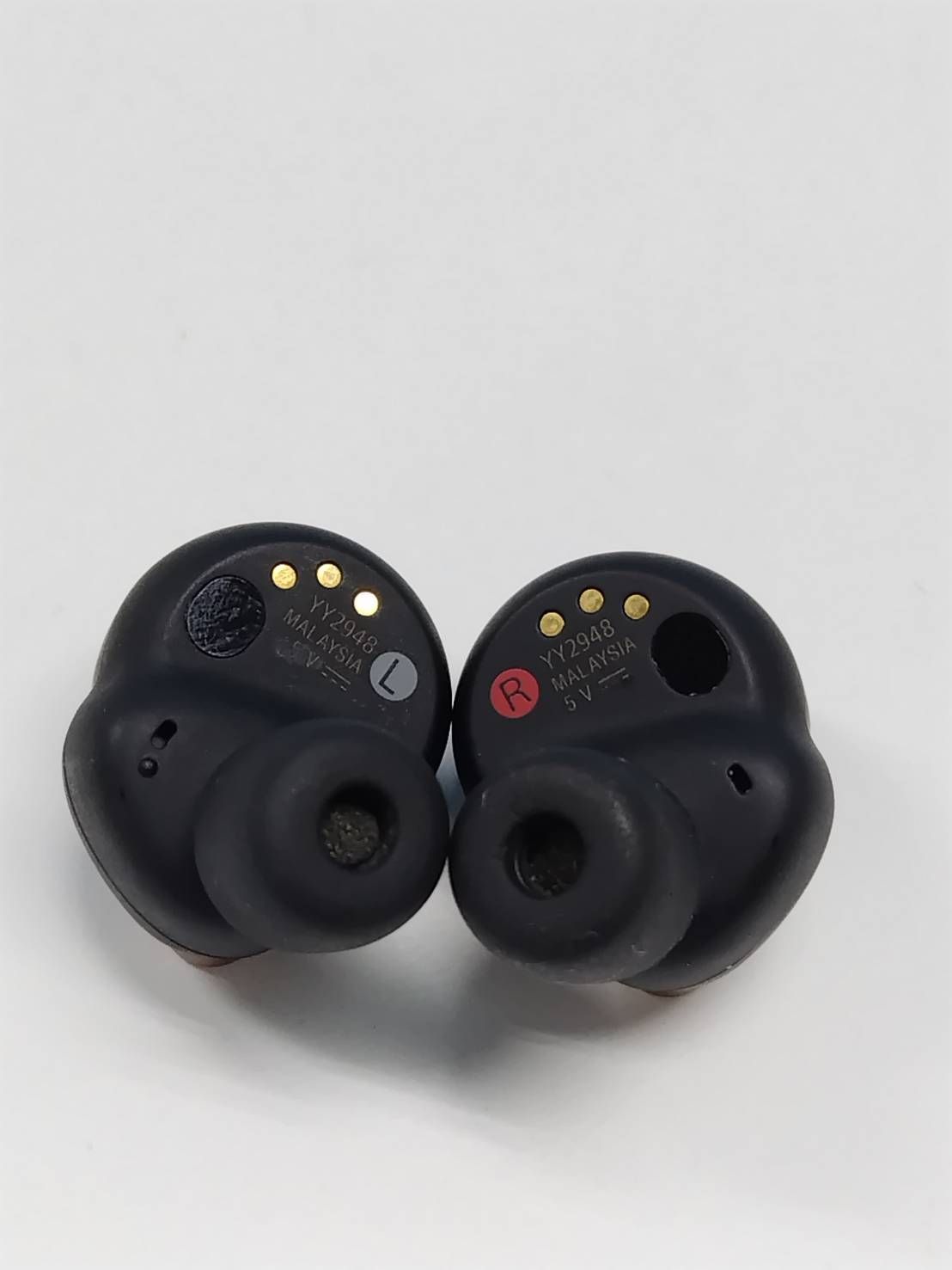 ジャンク】SONY WF-1000XM4/ブラック/YY2948/ワイヤレスイヤホン (3