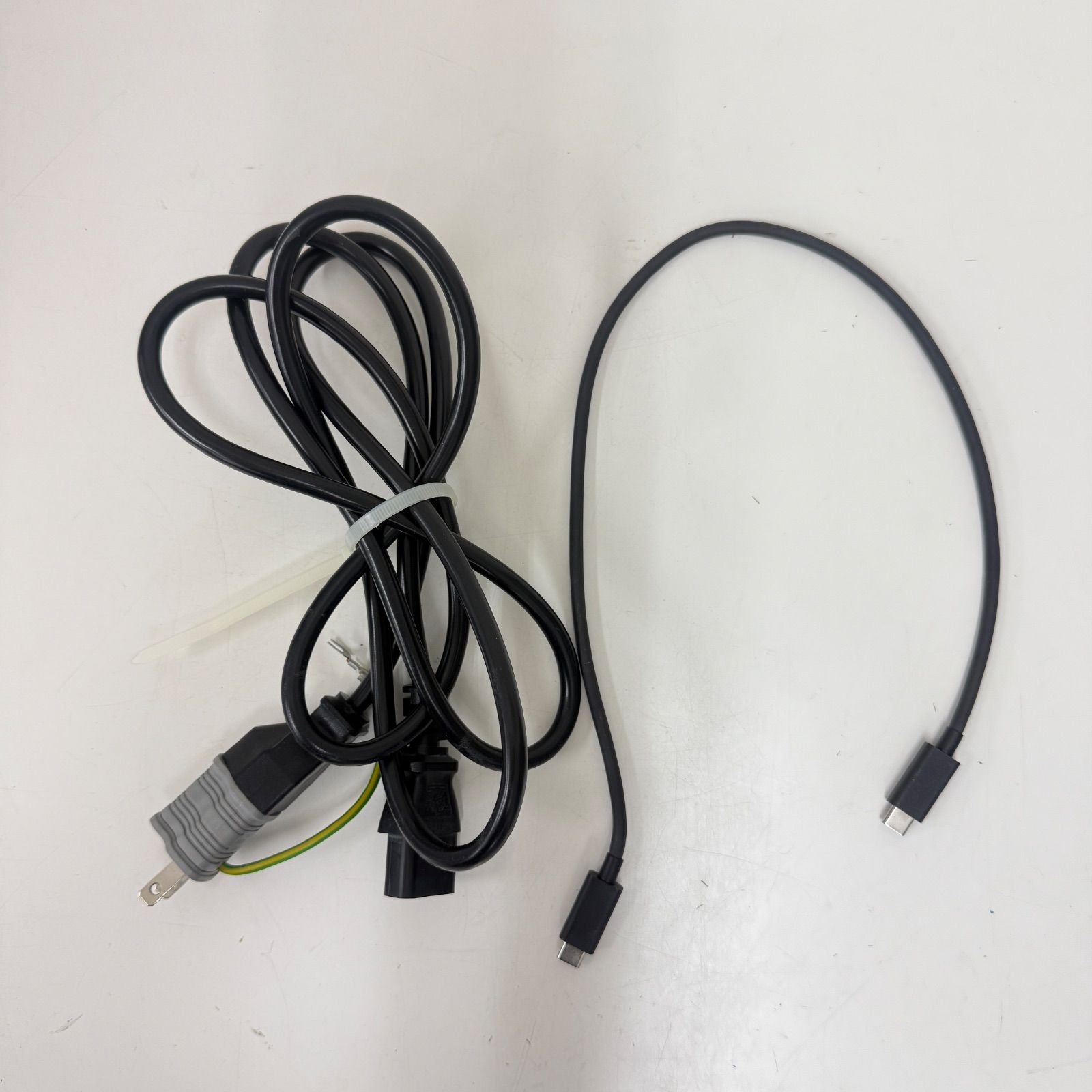 Blackmagic eGPU RX580 - メルカリ