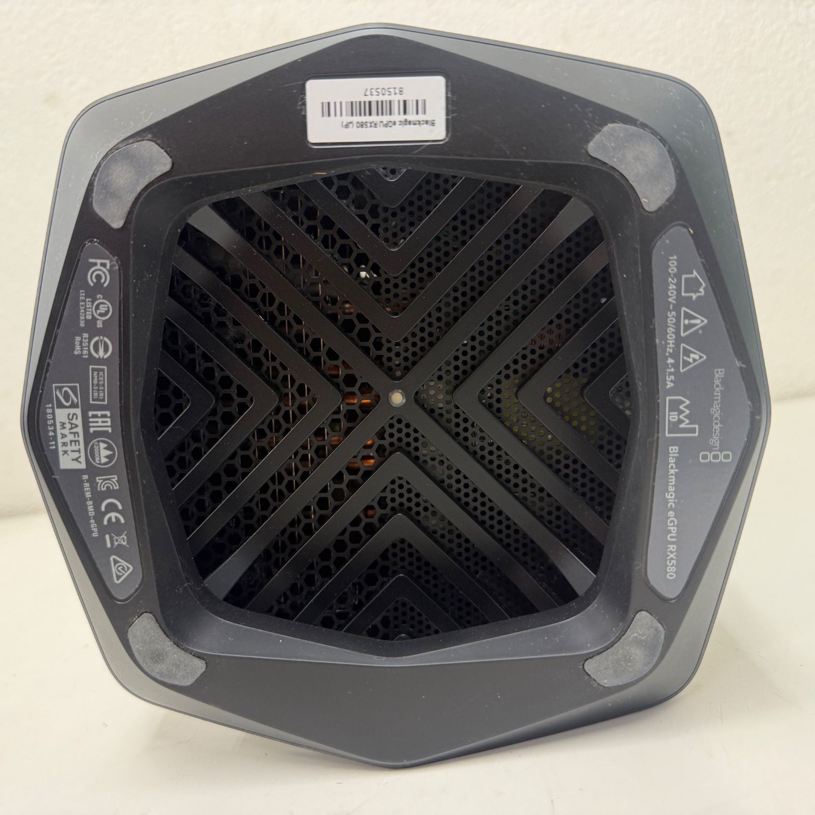 Blackmagic eGPU RX580 - メルカリ