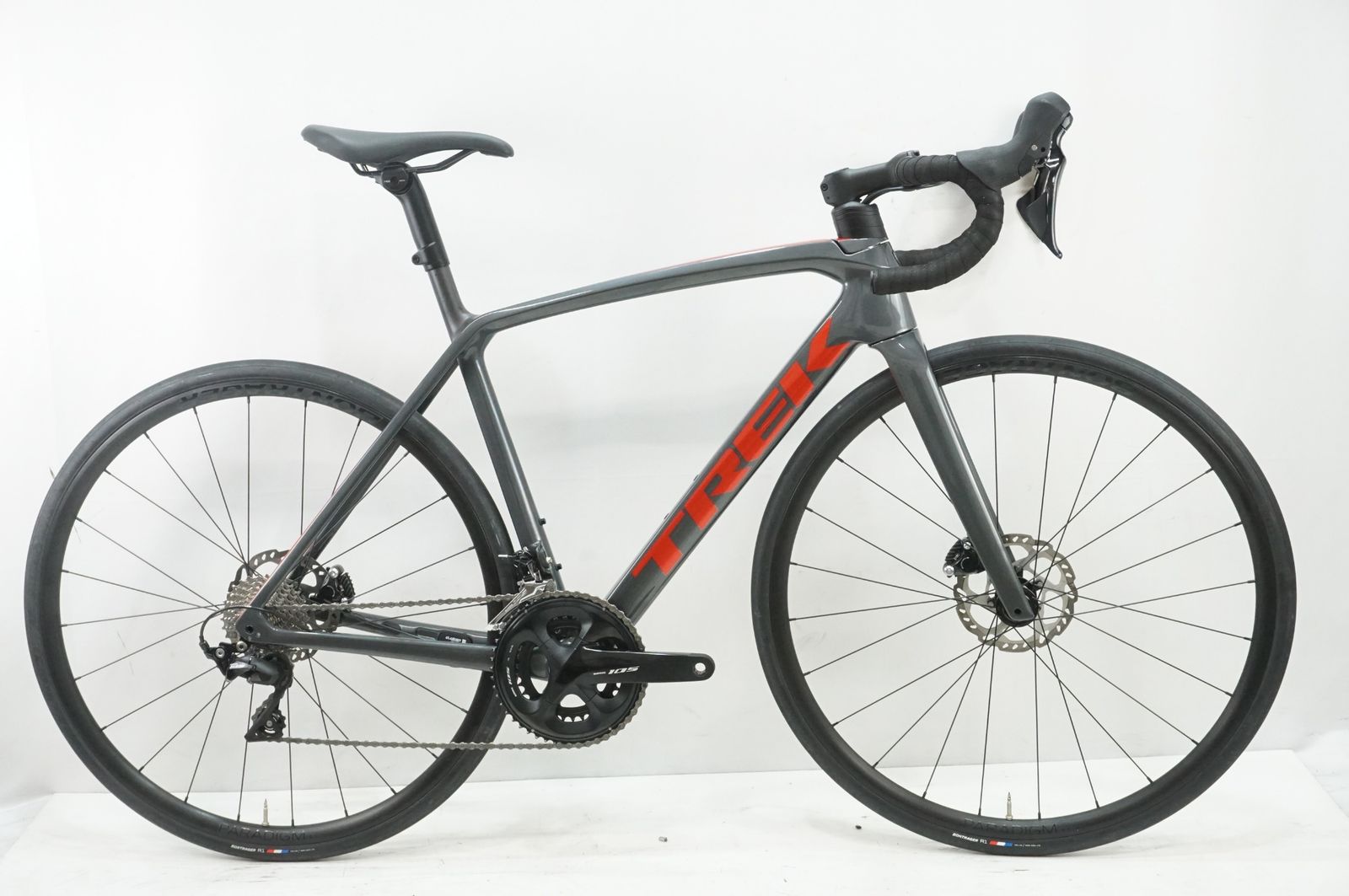 TREK トレック EMONDA SL 5 モデル 8 97 kg ロードバイク