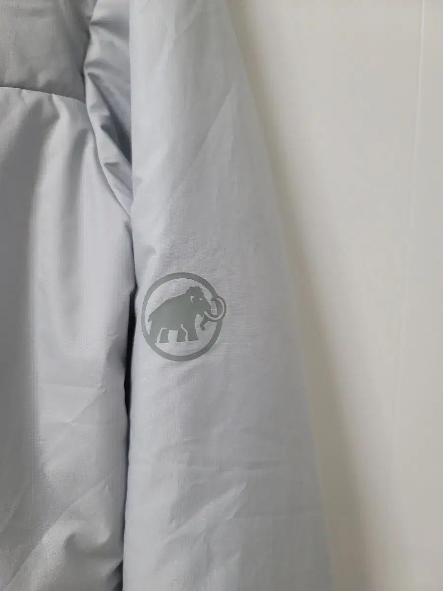 ダウン ジャケット