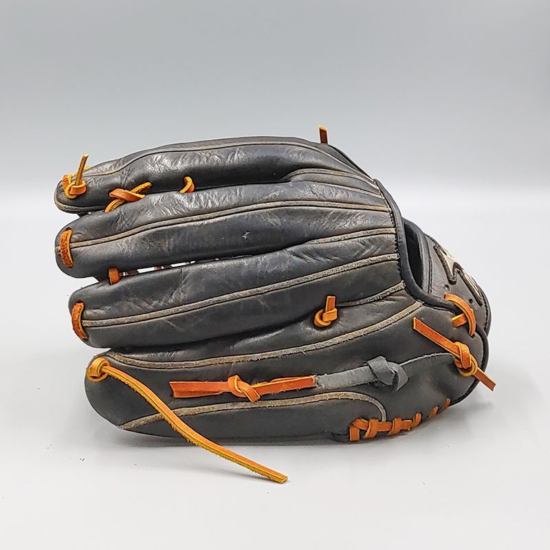 デザインリメイク済み】 ミズノ 軟式グローブ / 外野手用 型付け済み