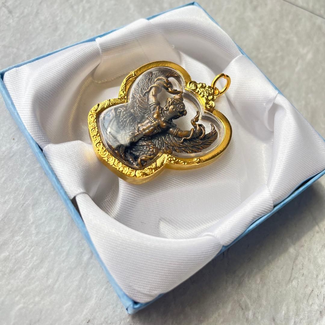 ガルーダ プラクルアン タイ製 護符 お守り 魔除け 開運 国家守護神 金