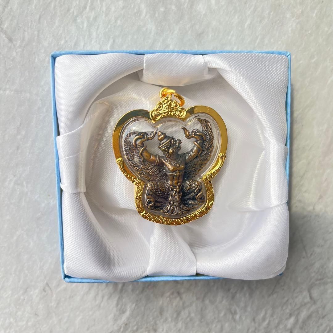 ガルーダ プラクルアン タイ製 護符 お守り 魔除け 開運 国家守護神 金