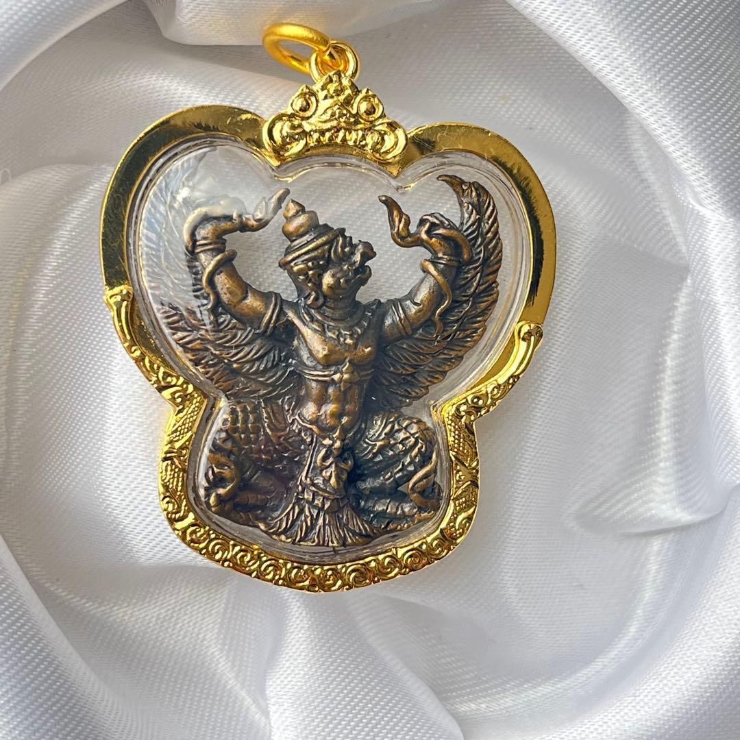 ガルーダ プラクルアン タイ製 護符 お守り 魔除け 開運 国家守護神 金