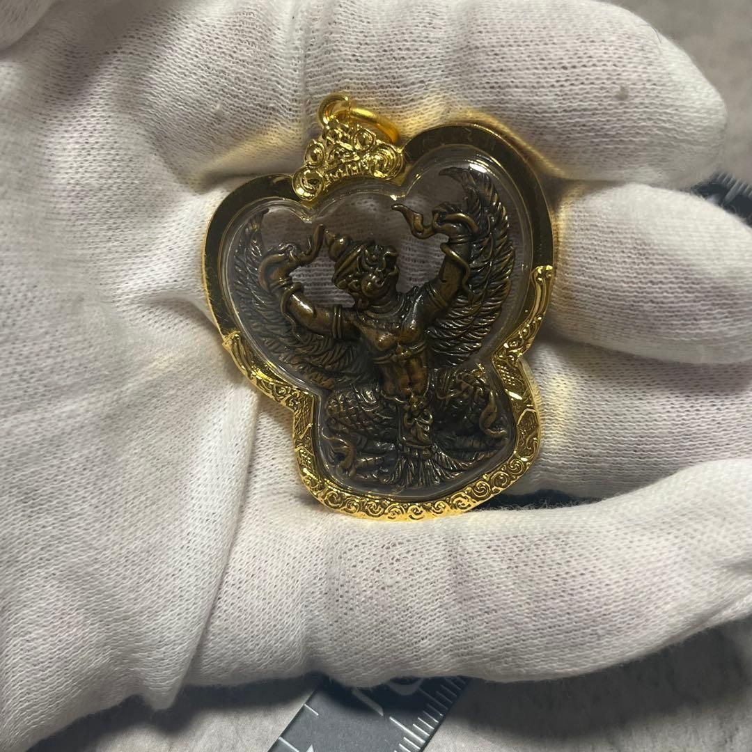 ガルーダ プラクルアン タイ製 護符 お守り 魔除け 開運 国家守護神 金