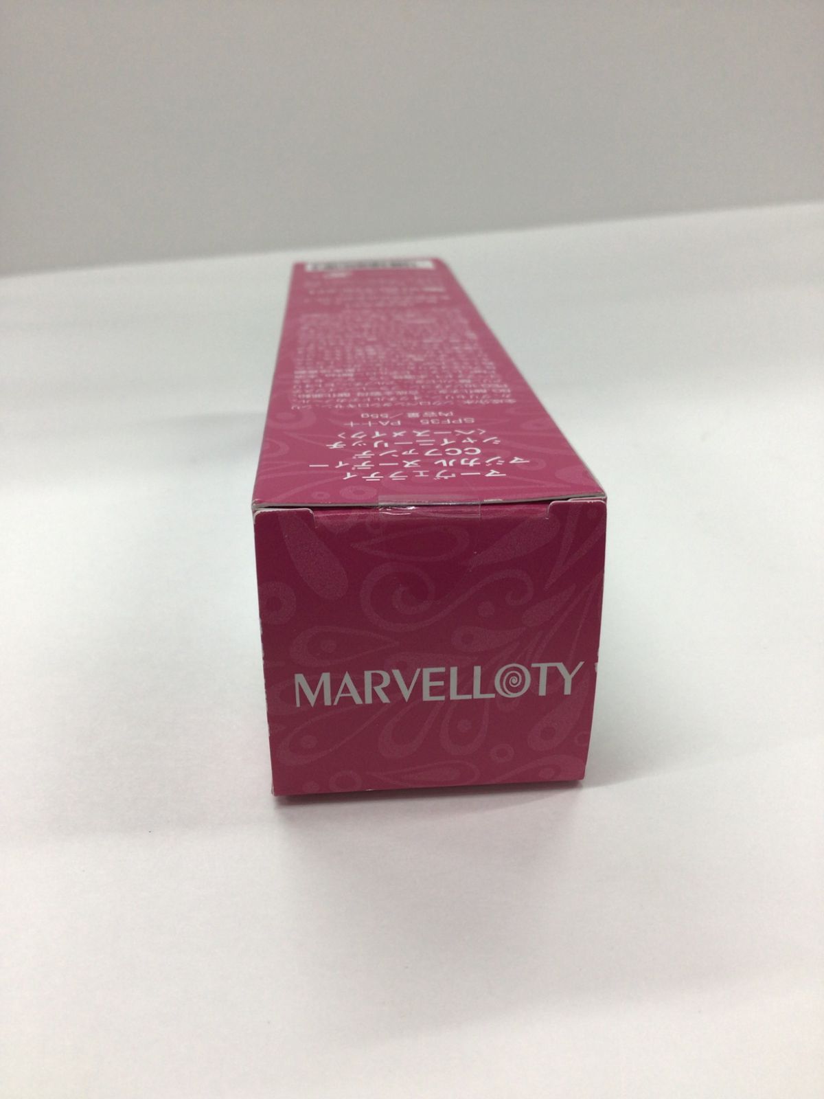 V885 MARVELLOTY マーヴェラティ マジカル ヌーディー CCファンデ