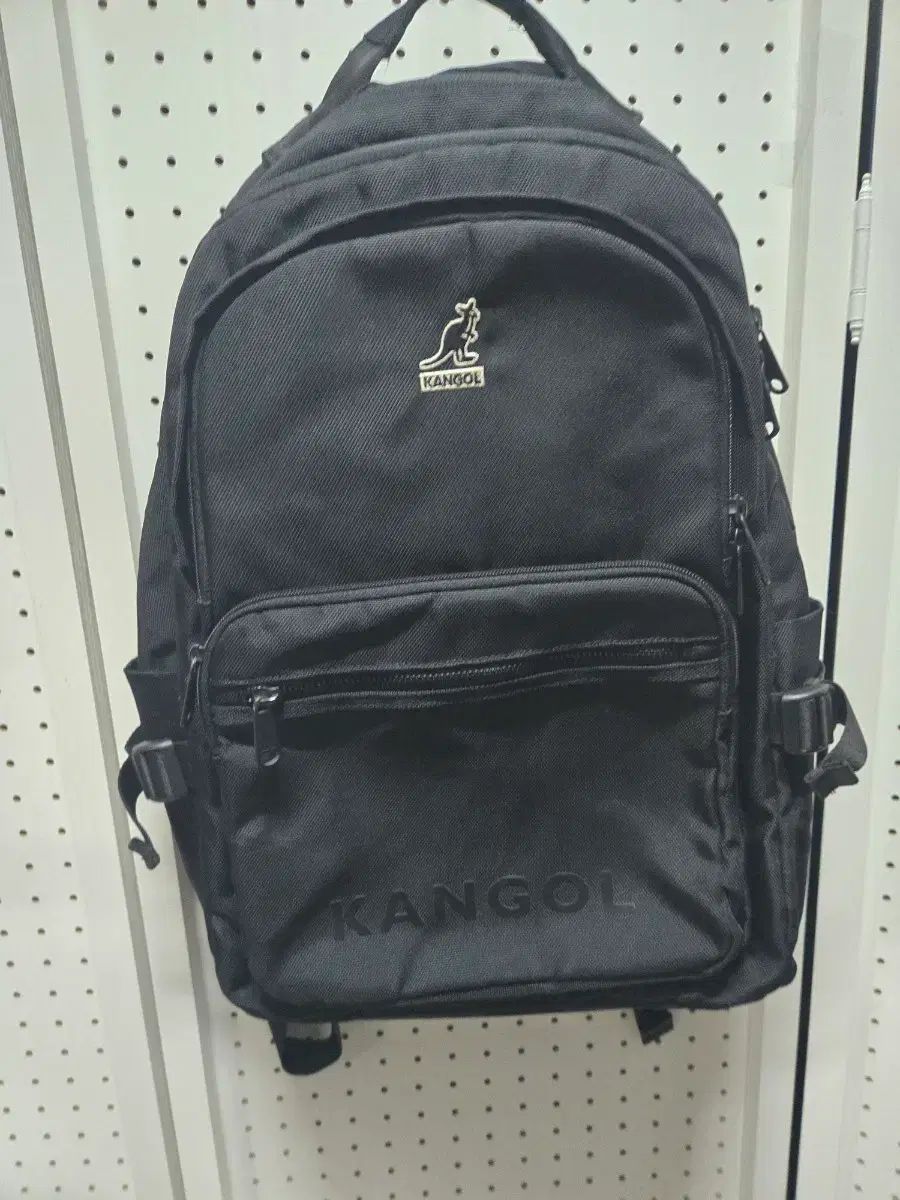 000402 kangol カンゴール ブラック バックパック バッグ