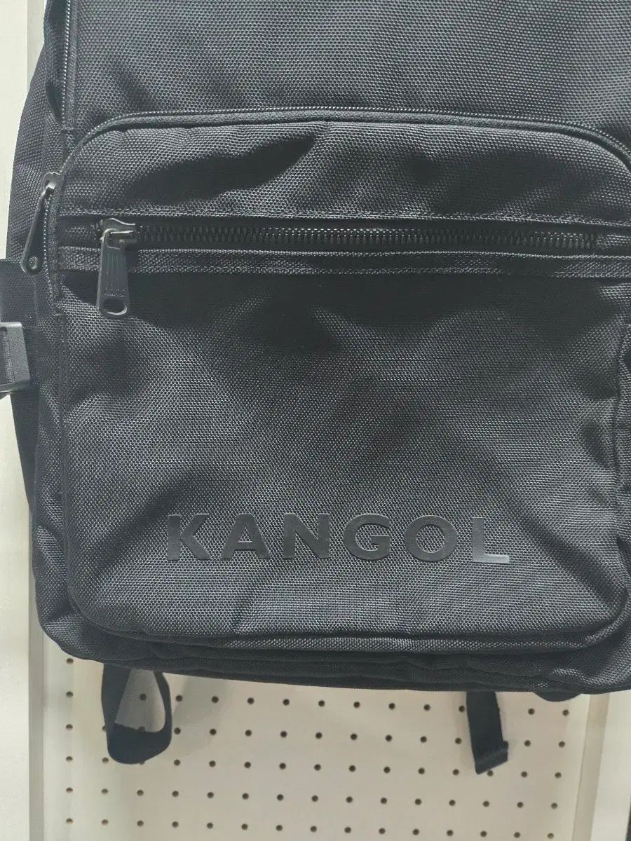 000402 kangol カンゴール ブラック バックパック バッグ