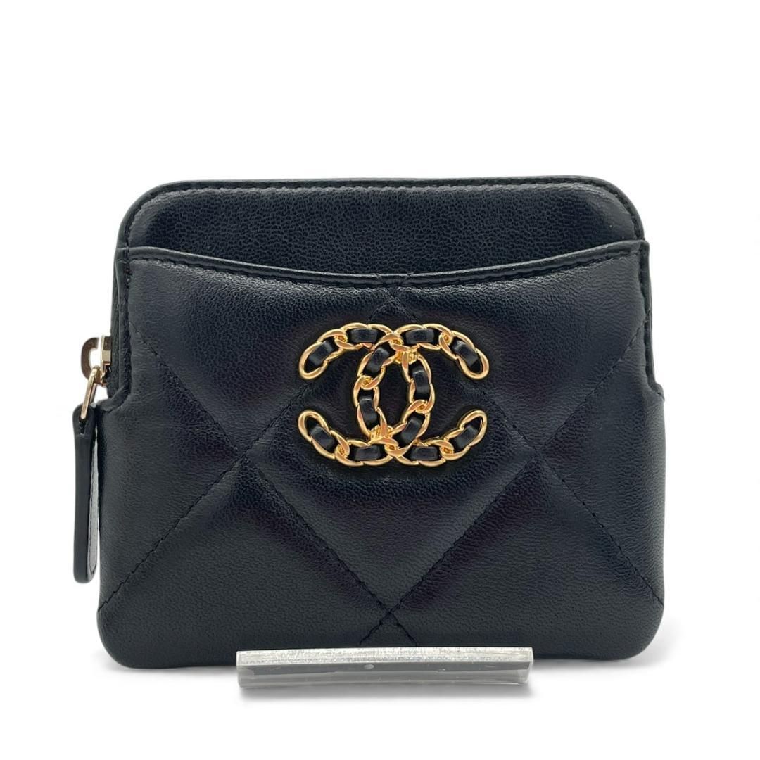 未使用】シャネル シャネル19 ラムスキン マトラッセ コインカード