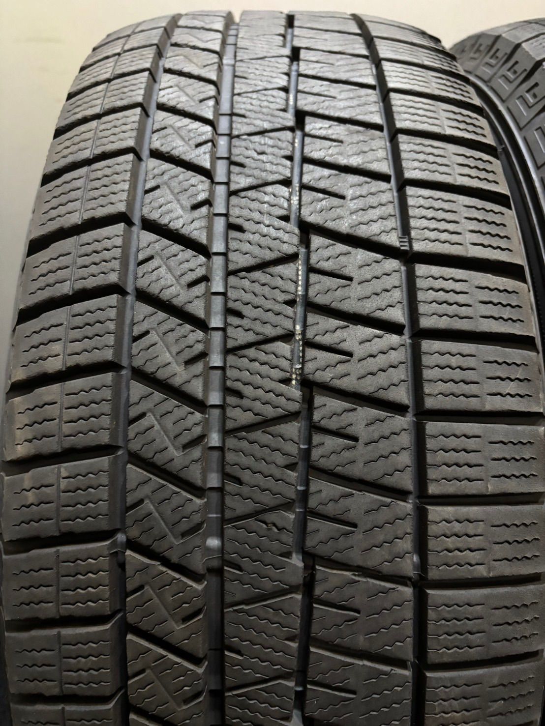  225 60 R 16 DUNLOP WINTER MAXX 03 23年製 スタッドレス 2本 ダンロップ ウィンターマックス 2 K 994 16インチ スタッドレス
