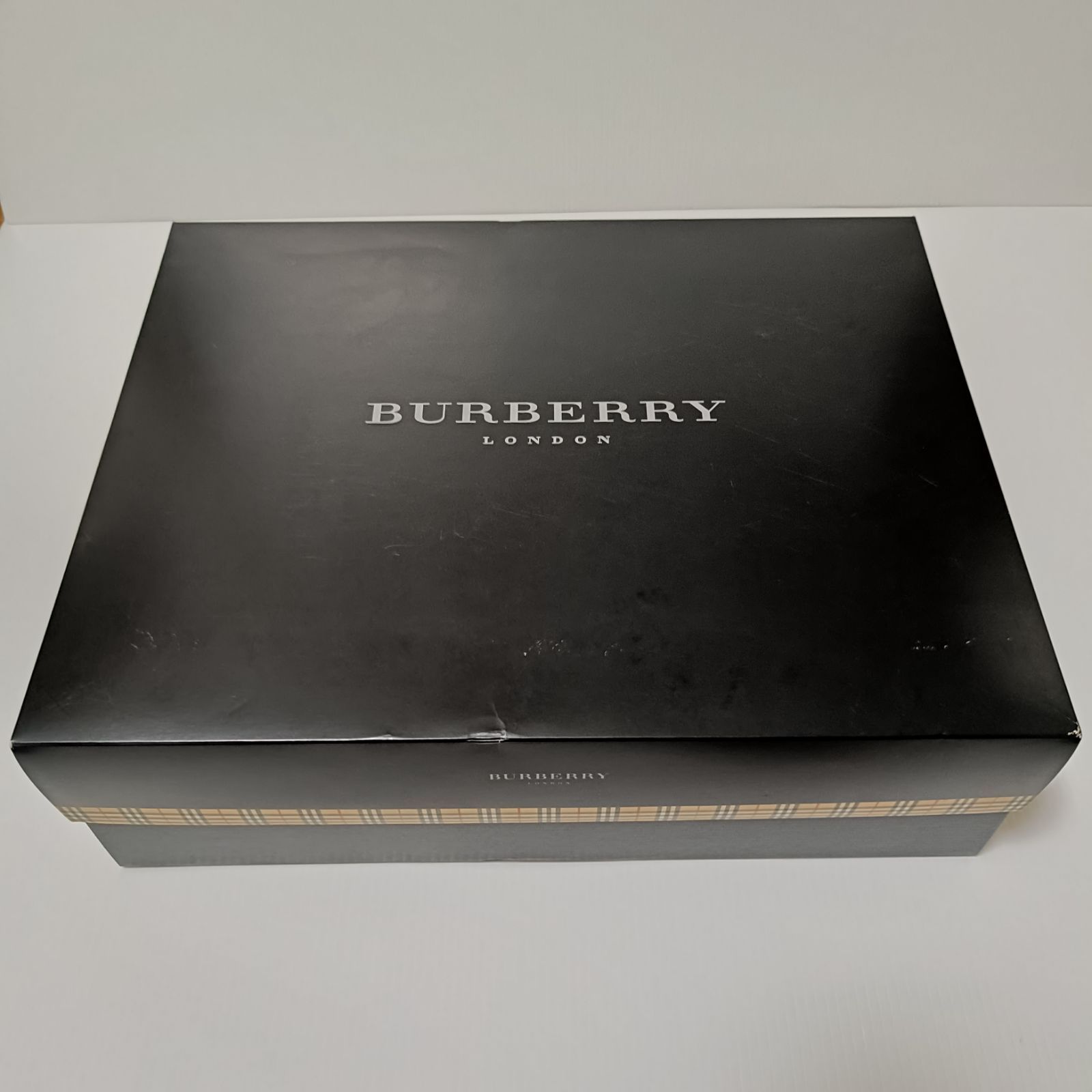 未使用品】バーバリー BURBERRY 羽毛肌掛けふとん（布団） ロゴ 刺繍