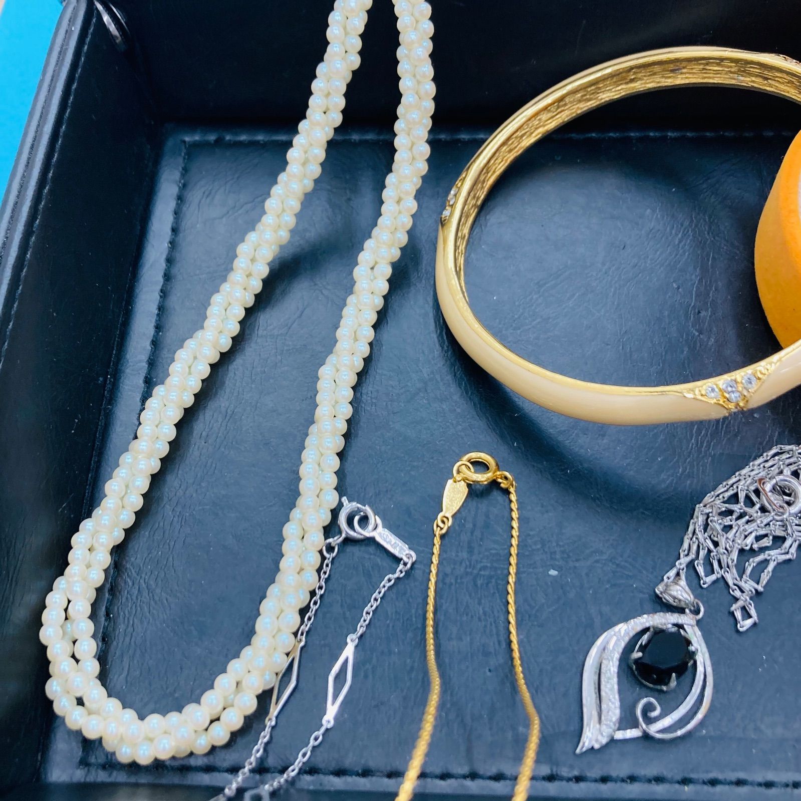 遺品整理アクセサリー - メルカリ