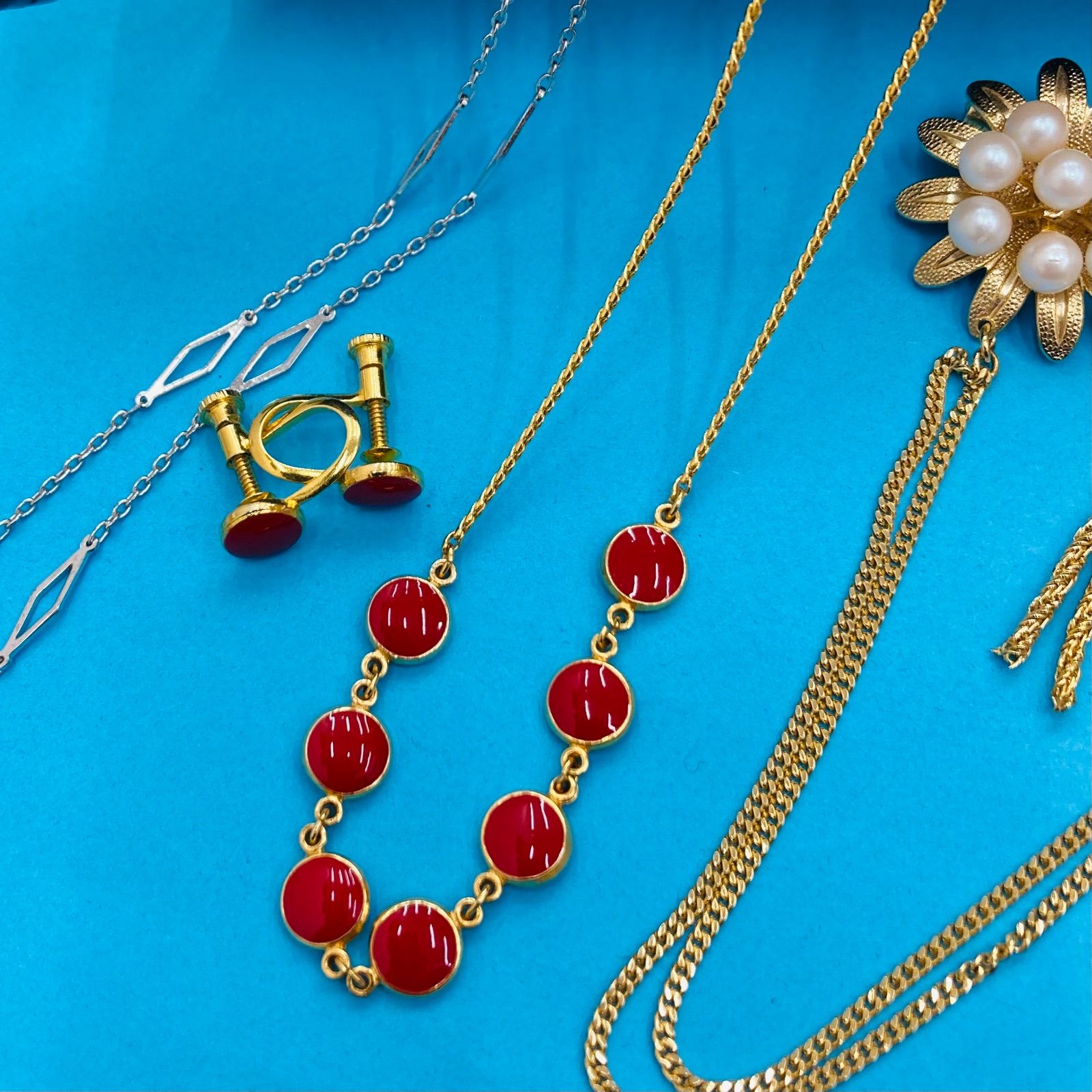 遺品整理アクセサリー - メルカリ