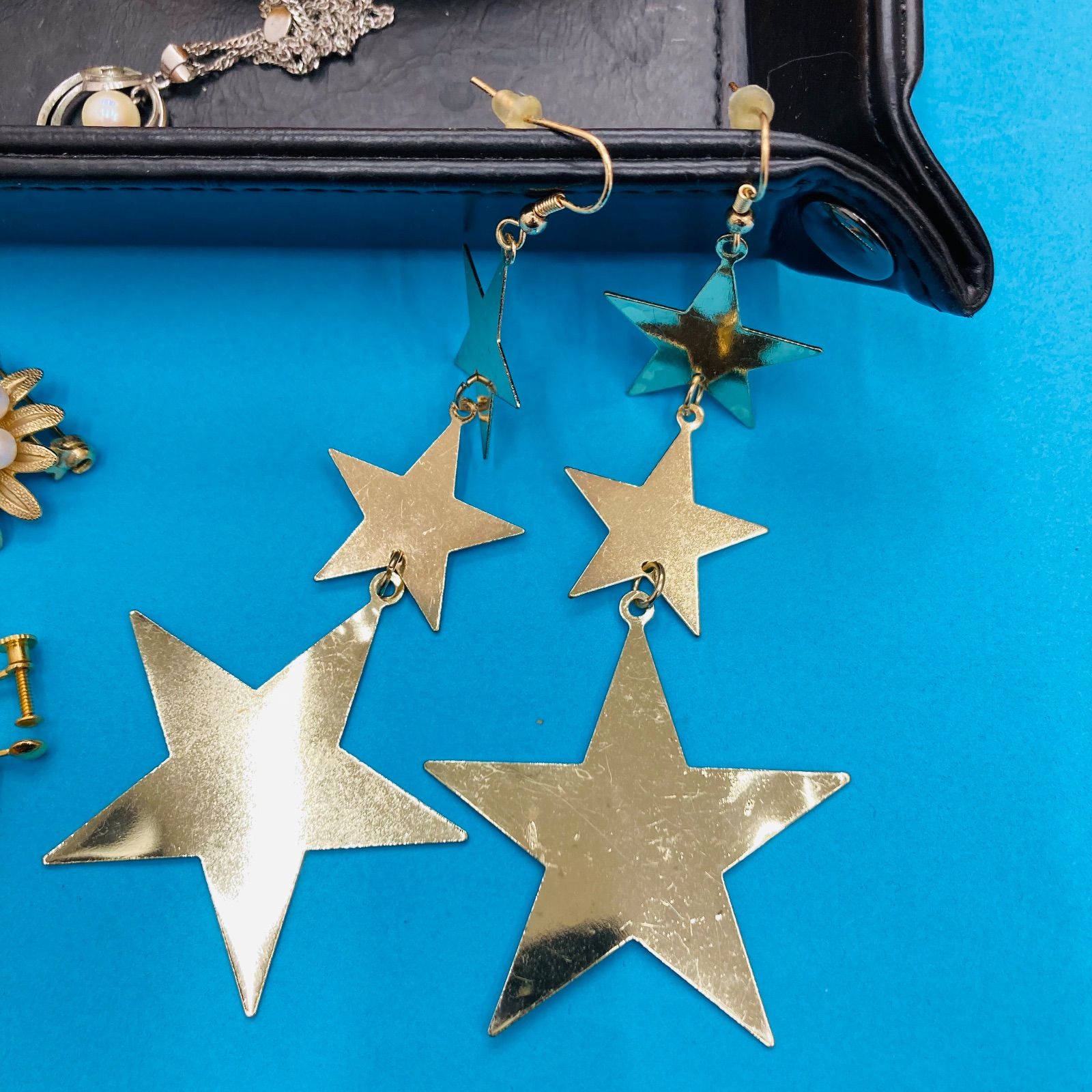 遺品整理アクセサリー - メルカリ