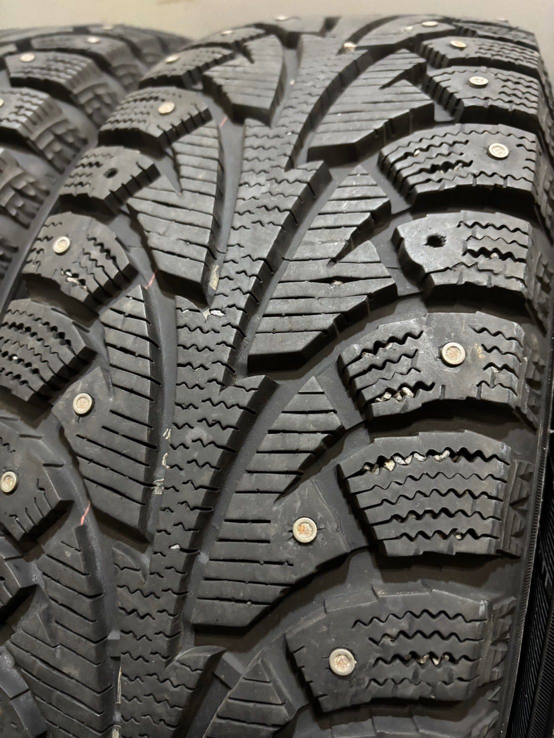 スパイクタイヤ