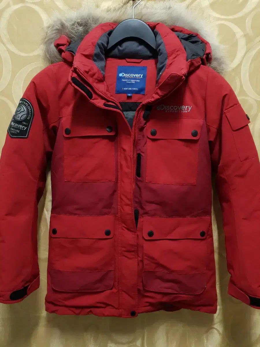 DISCOVERY アウトレット エクスペディション レッド ダウン アウター