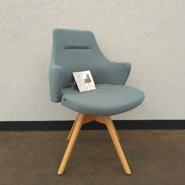 オカムラ ミーティングチェア ライブス ワークチェア CD 63 YR-FKY 6 製 ローバック グループチェア チェア イス 椅子